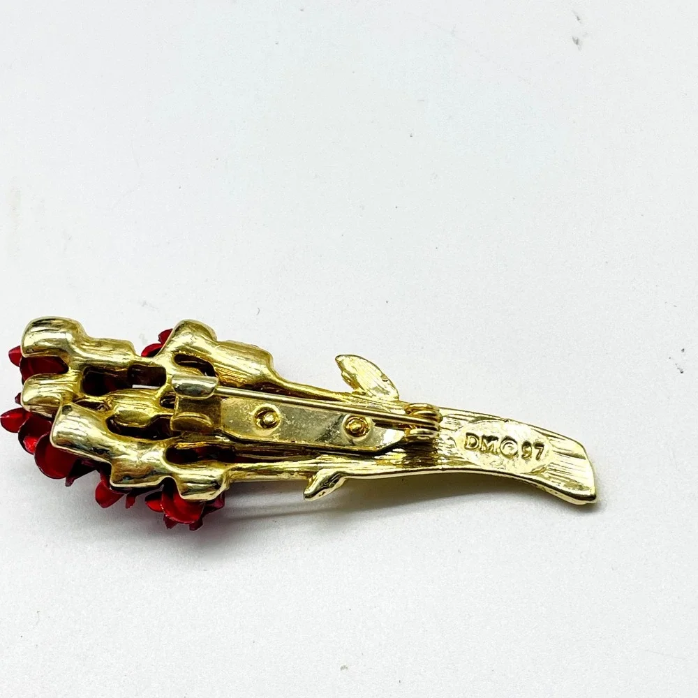 Signed DM97 Red Rhinestone Flower Brooch Pin Gold Tone Floral Bouquet Vintage